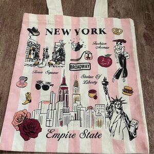 New York Graphic Printed Tote Bag Pink and White
